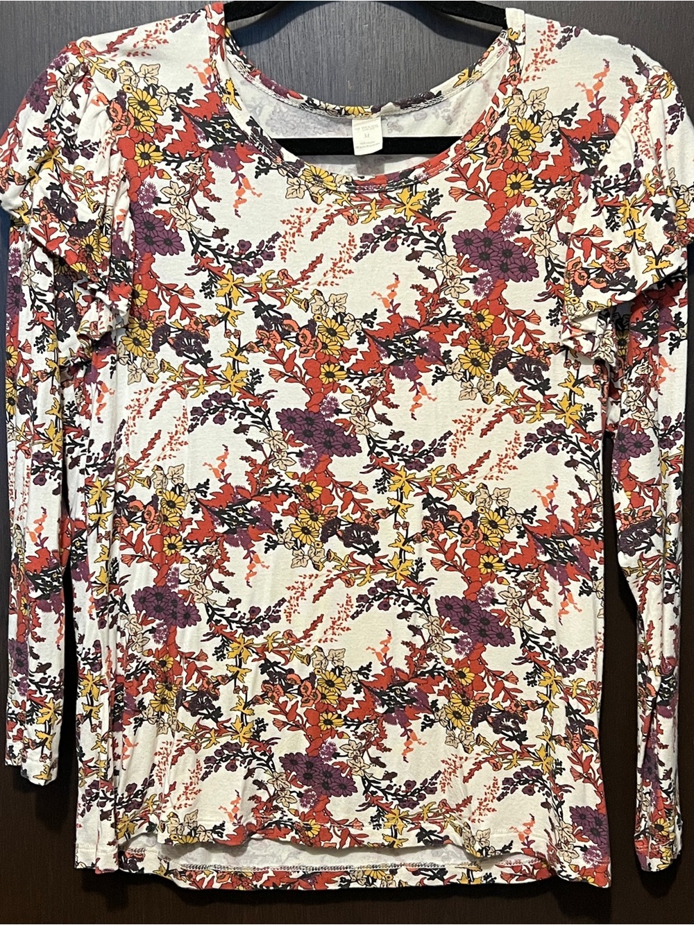 Kate Quinn Long Sleeve Retro Flutter Tee Size M